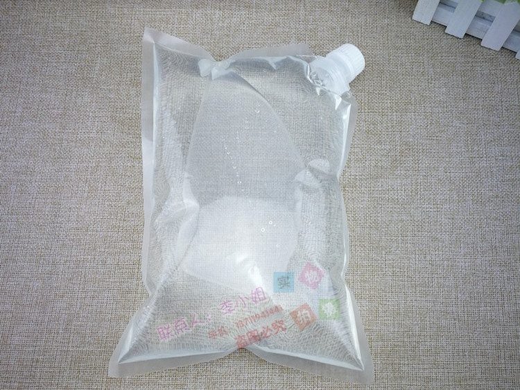 Custom Clear Liquid Packaging Bags for Sauce and Hotpot Base Delivery