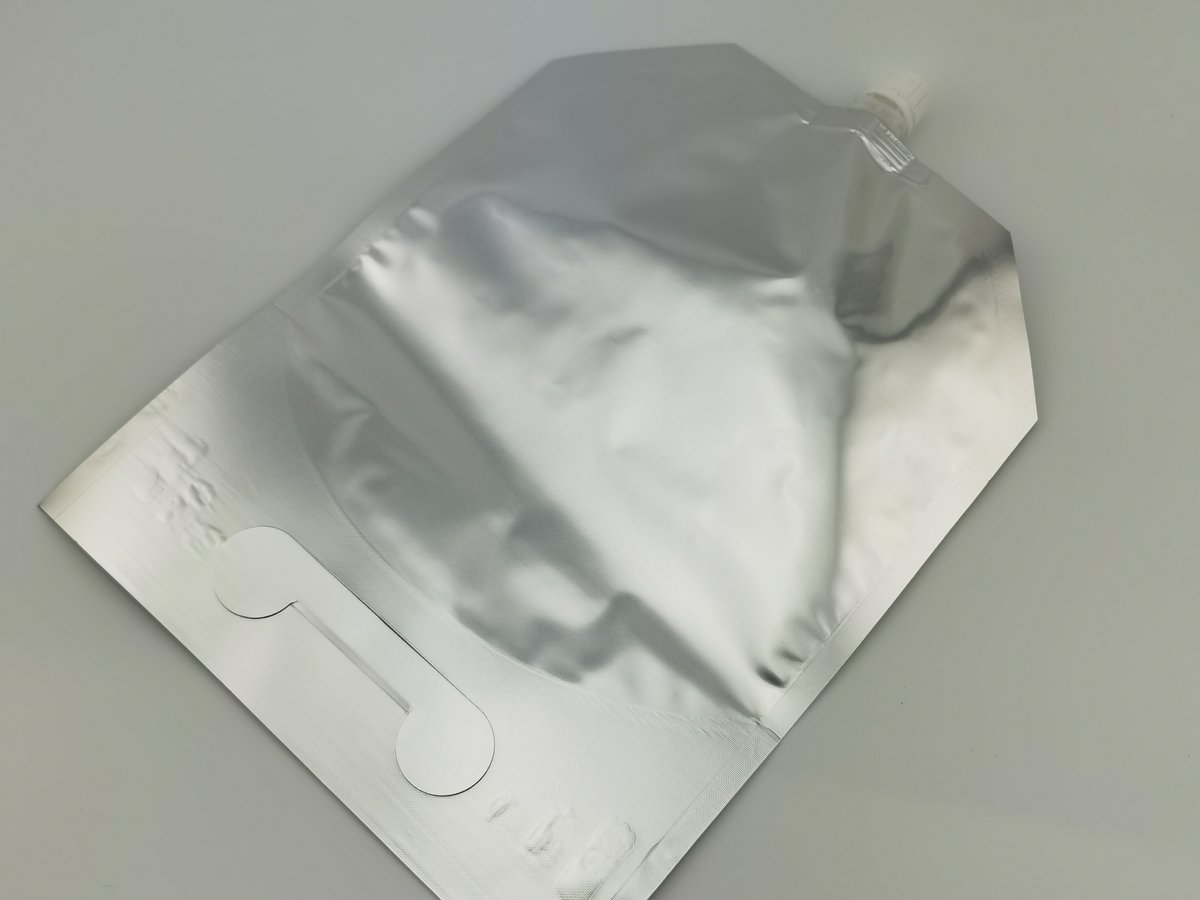750ml Colostrum Nitrogen-Flushed Pouch with High Barrier