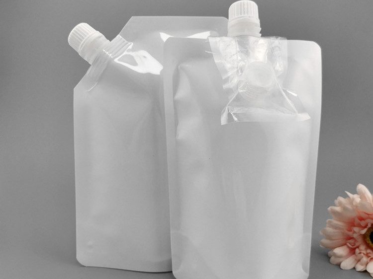 500g White PE Stand-Up Spout Pouch for Liquid Packaging, Custom Printing Available