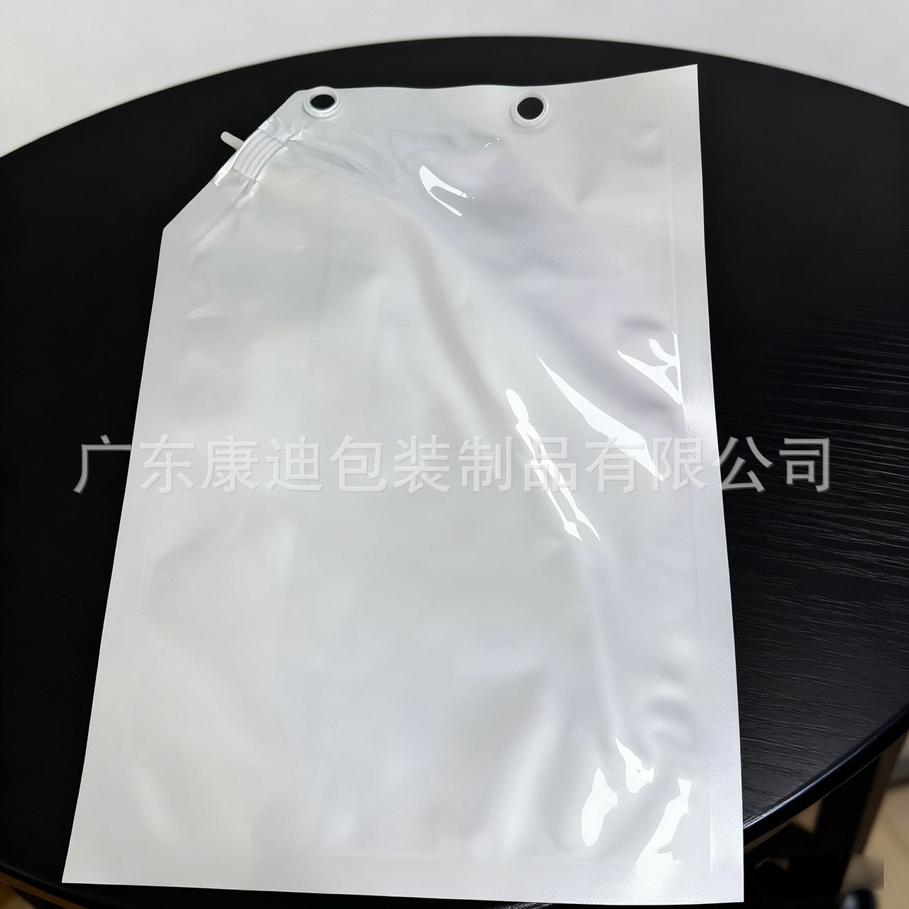 100ml Liquid Pouch Bags with Screw Spout for Beverage